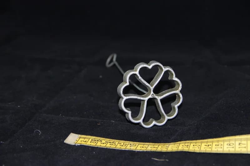 Palacsintaszaggató forma