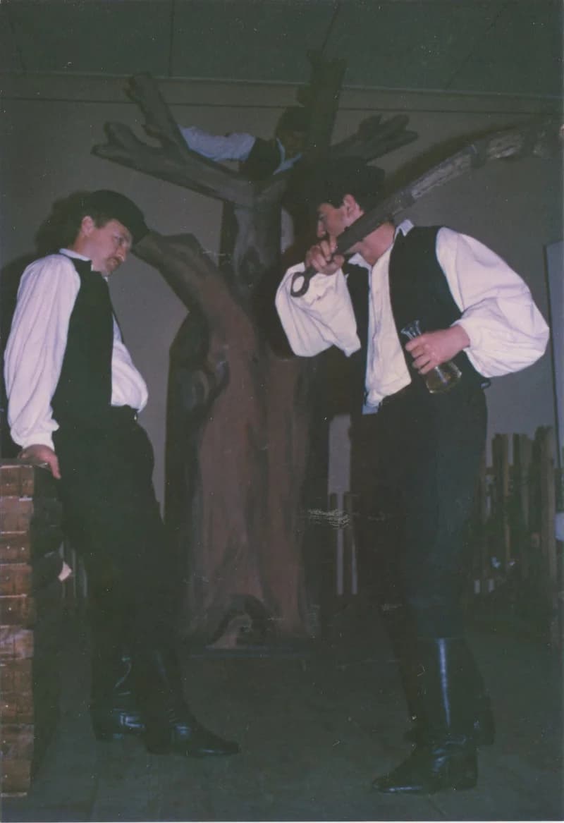 Az egyesület színjátszóinak előadása: Tamási Áron: Énekes madár