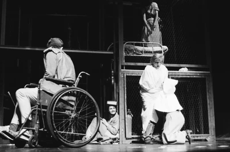 Tömöry Péter (r.), Tolnai Ottó: Paripacitrom 