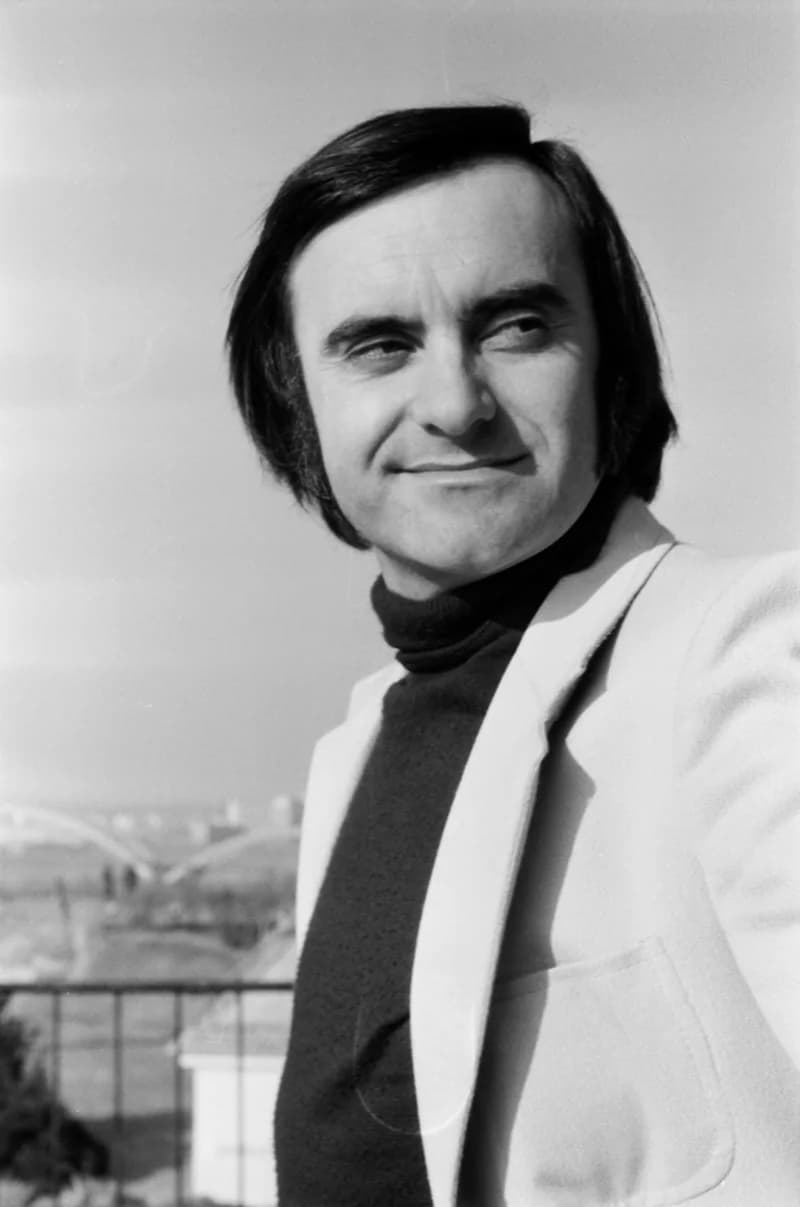 Stevan Zarić - dalszerző és szólóénekes