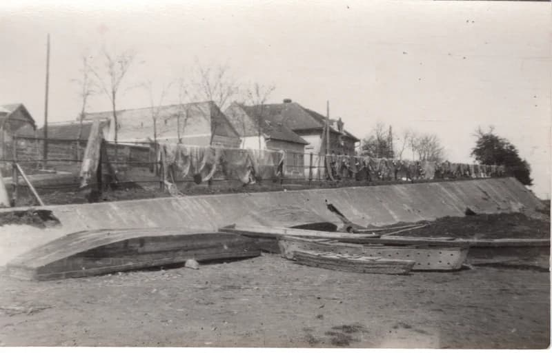 Száradó halászhálók