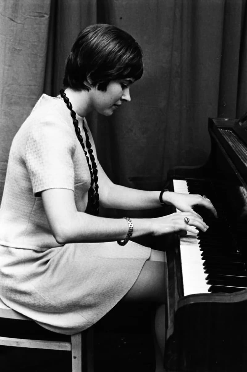 Középiskolások Művészeti Vetélkedője '71