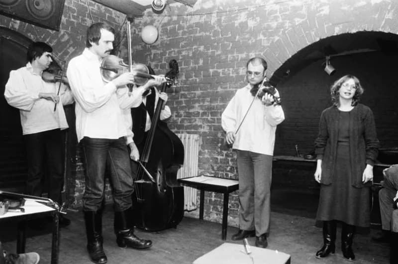 A Hívogató együttes az Ifjúsági Tribün pincéjében