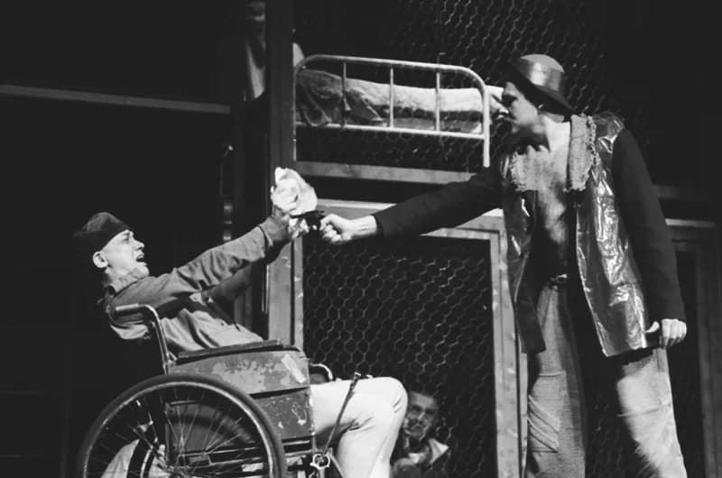 Tömöry Péter (r.), Tolnai Ottó: Paripacitrom 