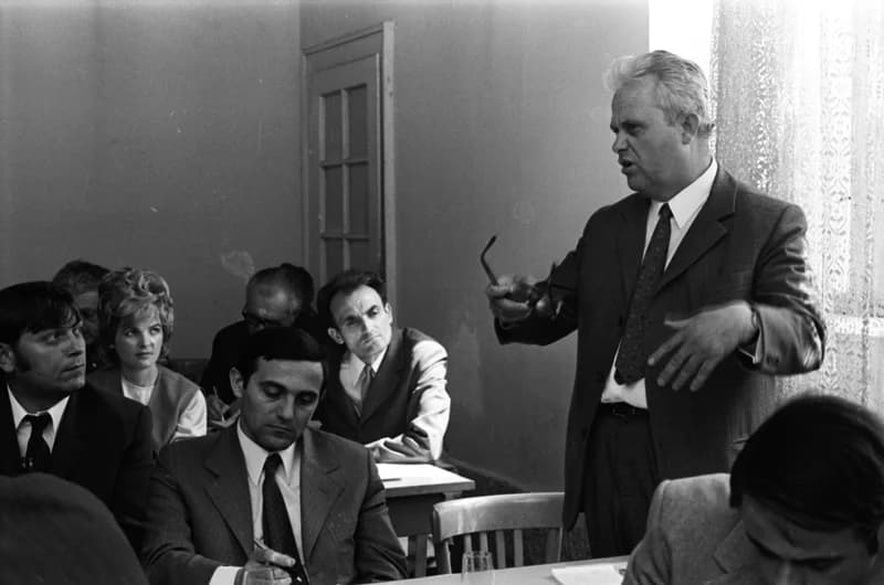 Pártértekezlet (Bonyodalmak Csubela Ferenc körül)