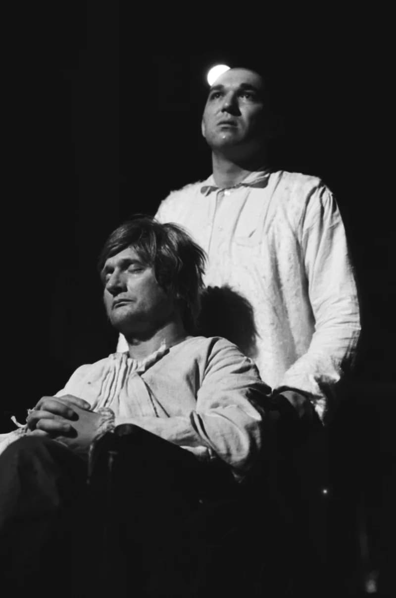 Tömöry Péter (r.), Tolnai Ottó: Paripacitrom 