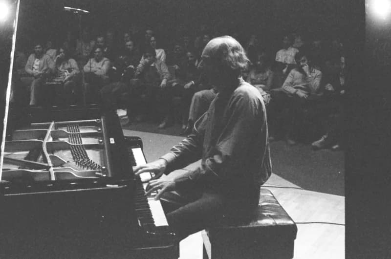 Szabados György /M-Stúdió/