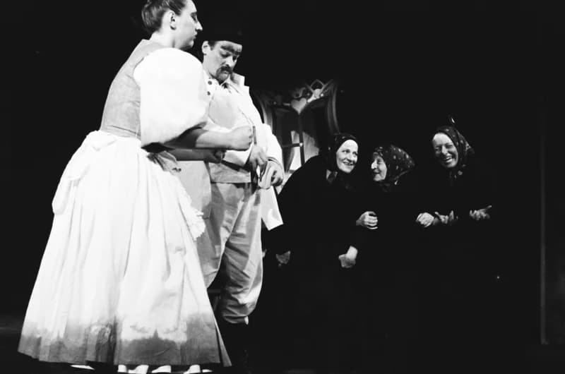 Tóth E.: A falu rossza, avagy a negyedik ablak /r.: Hernyák Gy./