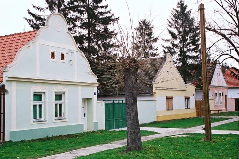 Temerini utcarészlet, 2003. április, Népfront utca