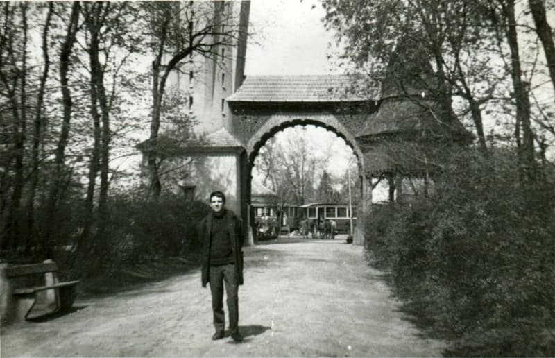 Benes József a palicsi víztoronynál