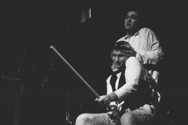 Tömöry Péter (r.), Tolnai Ottó: Paripacitrom 