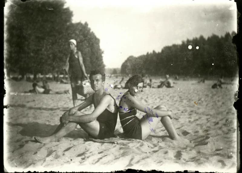 Fürdőzők az újvidéki strandon