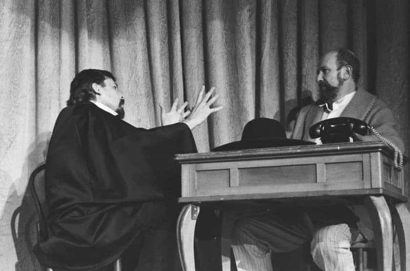 Rejtő Jenő : Kabaré (IV.)