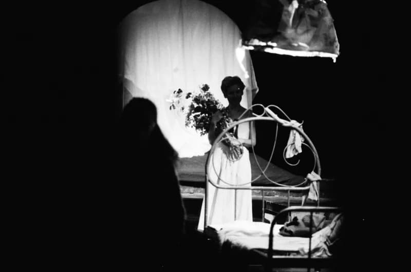 Tolnai: Izéke homokozója, Bayer II.