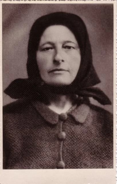 özv. Simon Mihályné