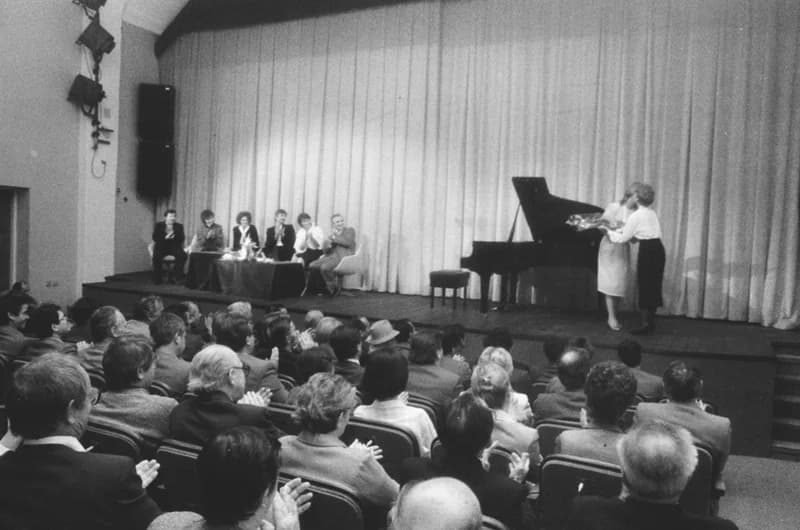 Az újvidéki színház épületének átadója