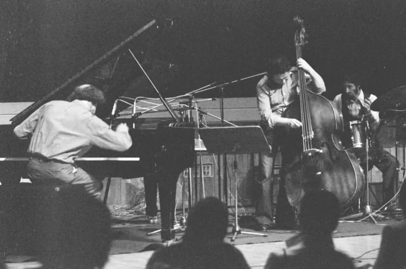 Szabados György /M-Stúdió/