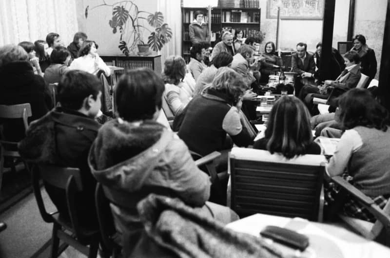 Képes Ifjúság Topolyán a könyvtárban