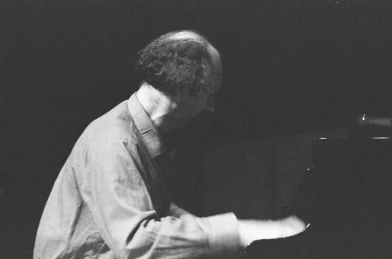 Szabados György /M-Stúdió/