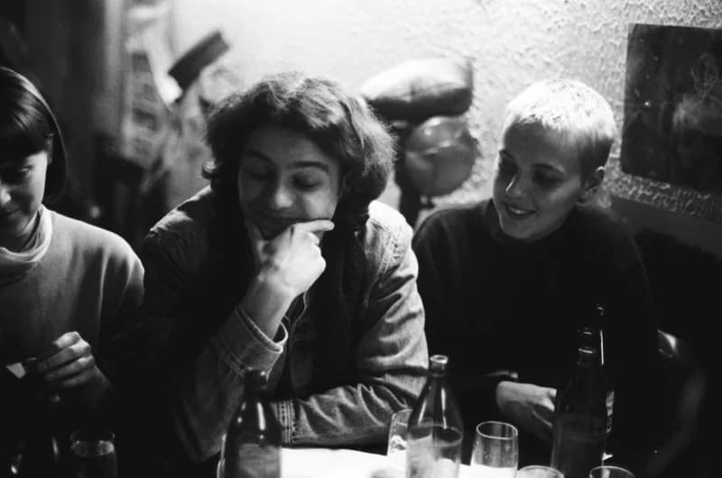 Tóth E.: A falu rossza, avagy a negyedik ablak /r.: Hernyák Gy./ - ismeretlen társaság -