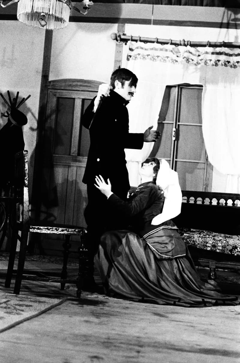 Román műkedvelő színjátszók  szemléje