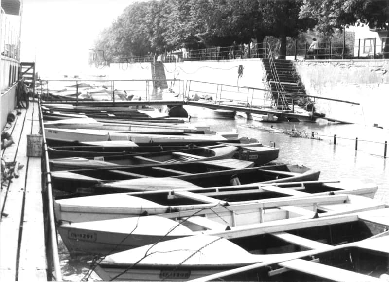 A zentai csónak kikötő