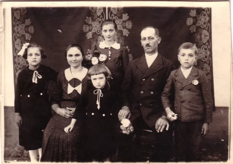 Hugyi András családja körében