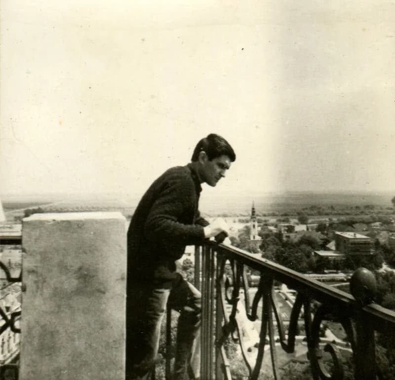 Benes József a zentai városháza toronyában