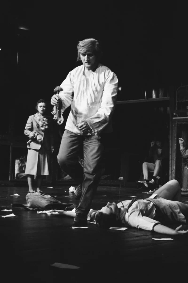 Tömöry Péter (r.), Tolnai Ottó: Paripacitrom 