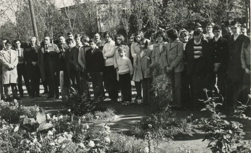 Szirmai Károly szülőházának leleplezésének közönsége