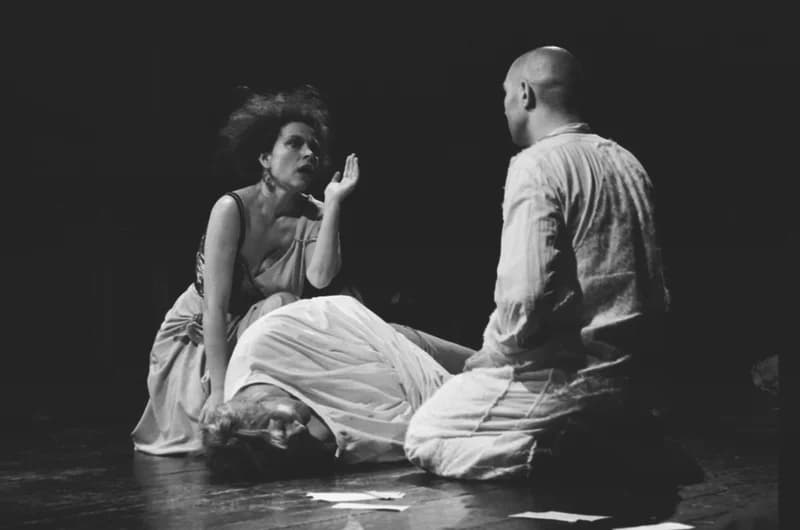 Tömöry Péter (r.), Tolnai Ottó: Paripacitrom 