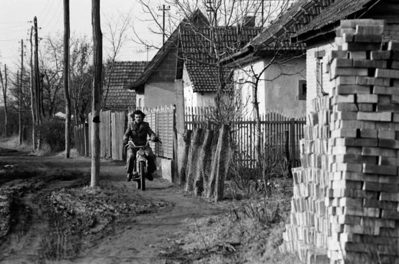 Település a Zorka gyárnál