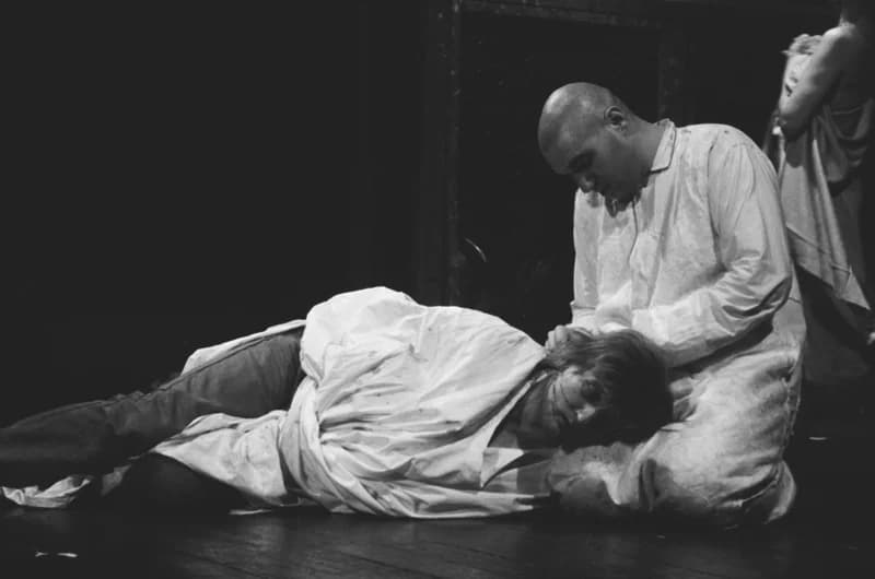 Tömöry Péter (r.), Tolnai Ottó: Paripacitrom 