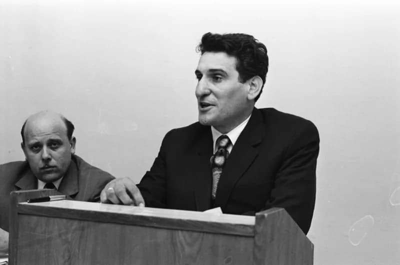 Pártértekezlet (Bonyodalmak Csubela Ferenc körül)