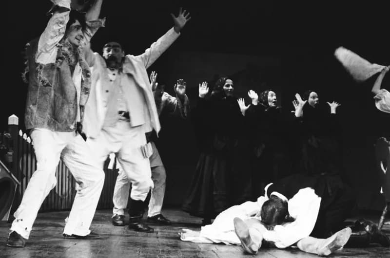 Tóth E.: A falu rossza, avagy a negyedik ablak /r.: Hernyák Gy./