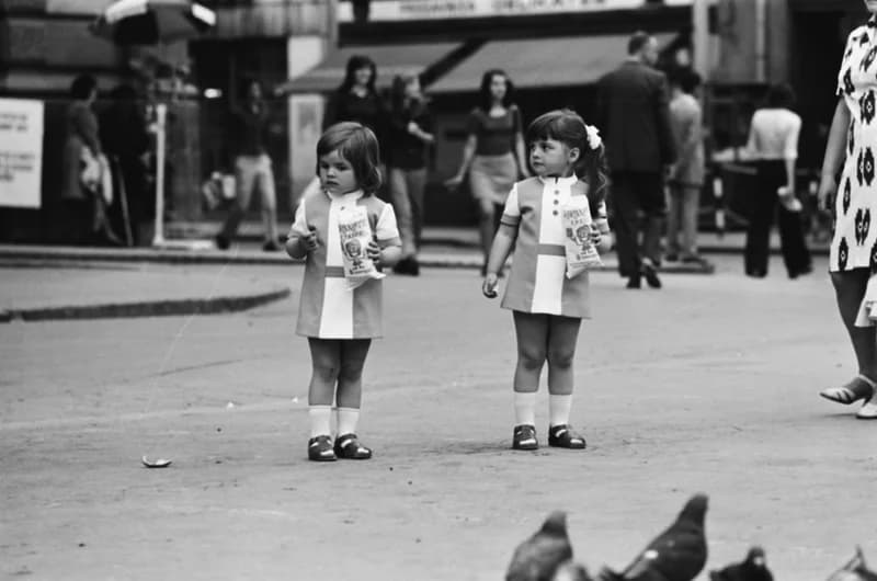 Gyerekek Újvidék utcáin