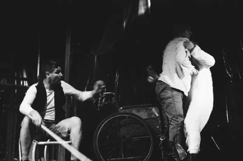 Tömöry Péter (r.), Tolnai Ottó: Paripacitrom 