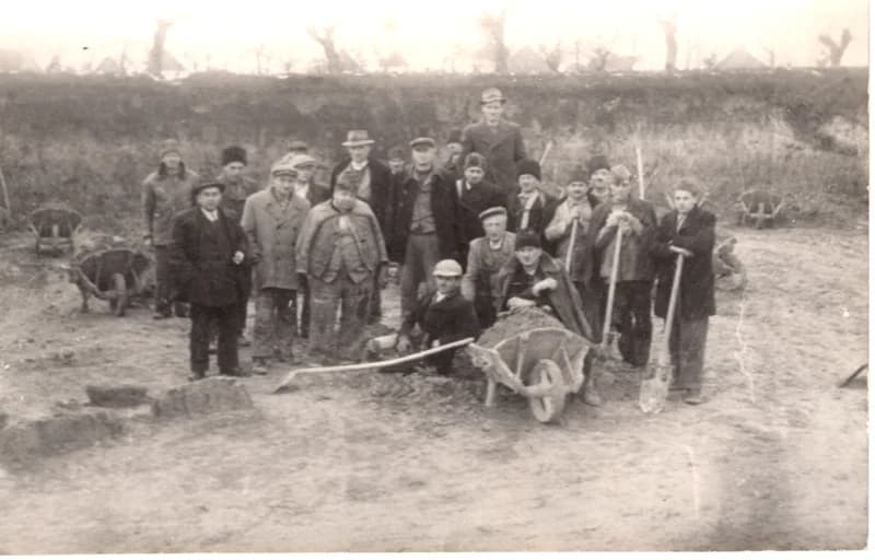 Ásatás az adai Petőfi téglagyárnál