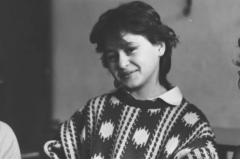 I. L. Ribal iskola kis színjátszói és Krnács Erika