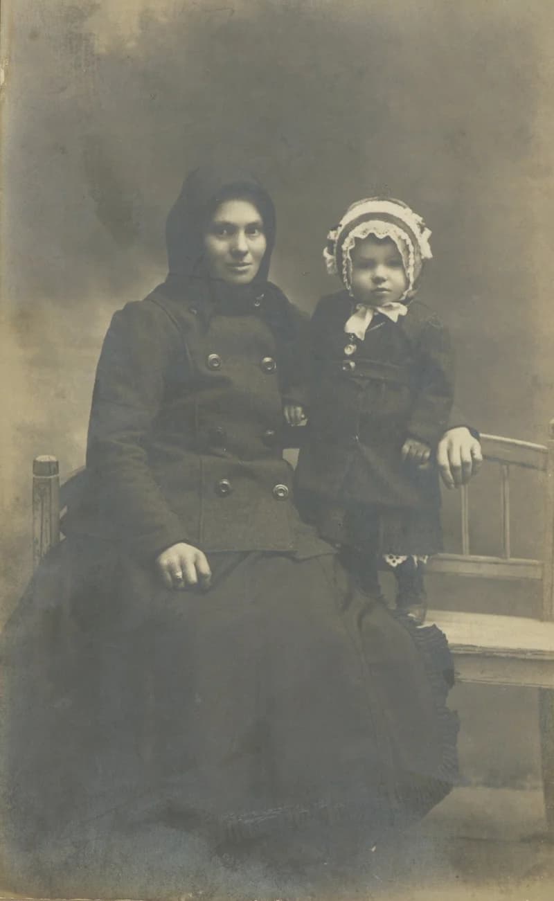 Hertelendyfalvi anya és gyermeke