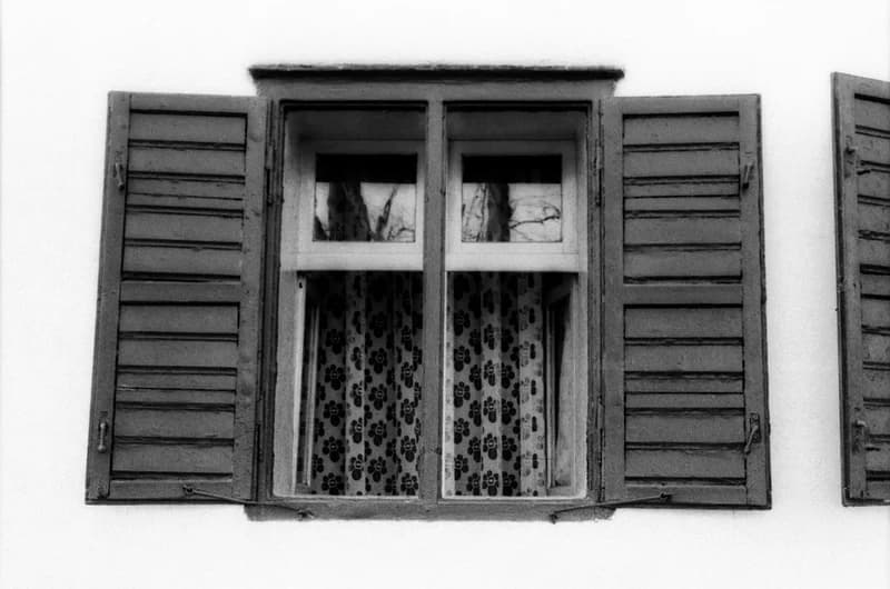 Ablakok a Tóték előadás pályázathoz