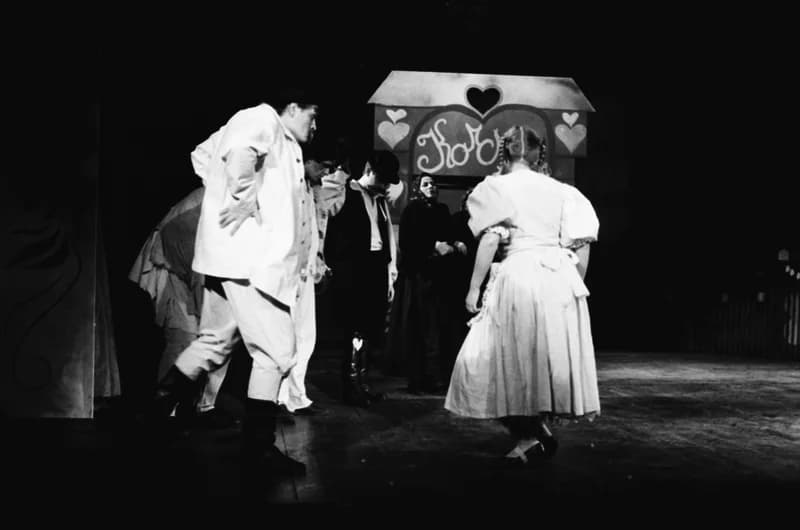 Tóth E.: A falu rossza, avagy a negyedik ablak /r.: Hernyák Gy./