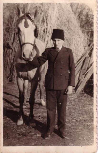 Szöllősi Jenő a lovával