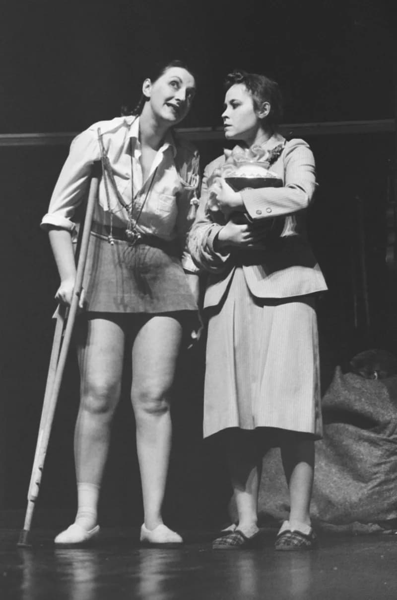 Tömöry Péter (r.), Tolnai Ottó: Paripacitrom 