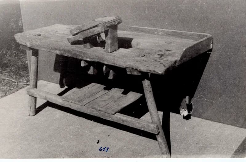 Fésűsmester munkapadja