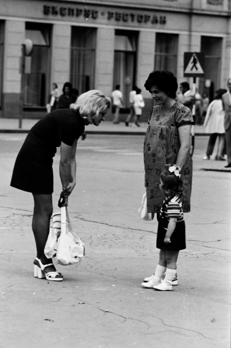 Gyerekek Újvidék utcáin