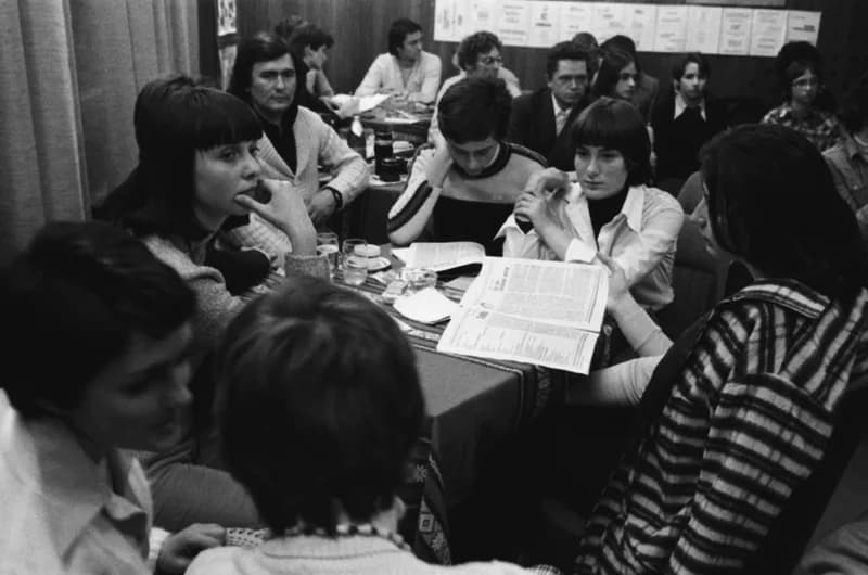 KMV - Becsei Önképzőkörösök a Fórum Klubban