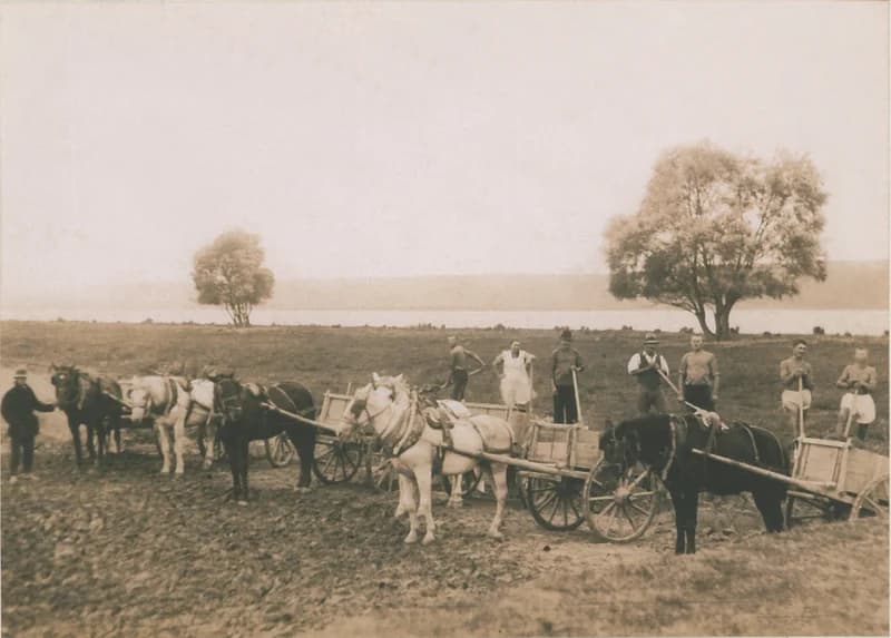 Kubikosok – töltések építése a Duna mentén