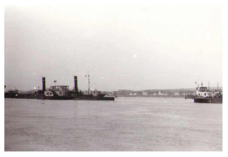 Gőzhajó a Dunán Bezdánnál