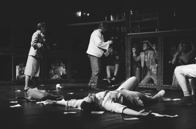 Tömöry Péter (r.), Tolnai Ottó: Paripacitrom 